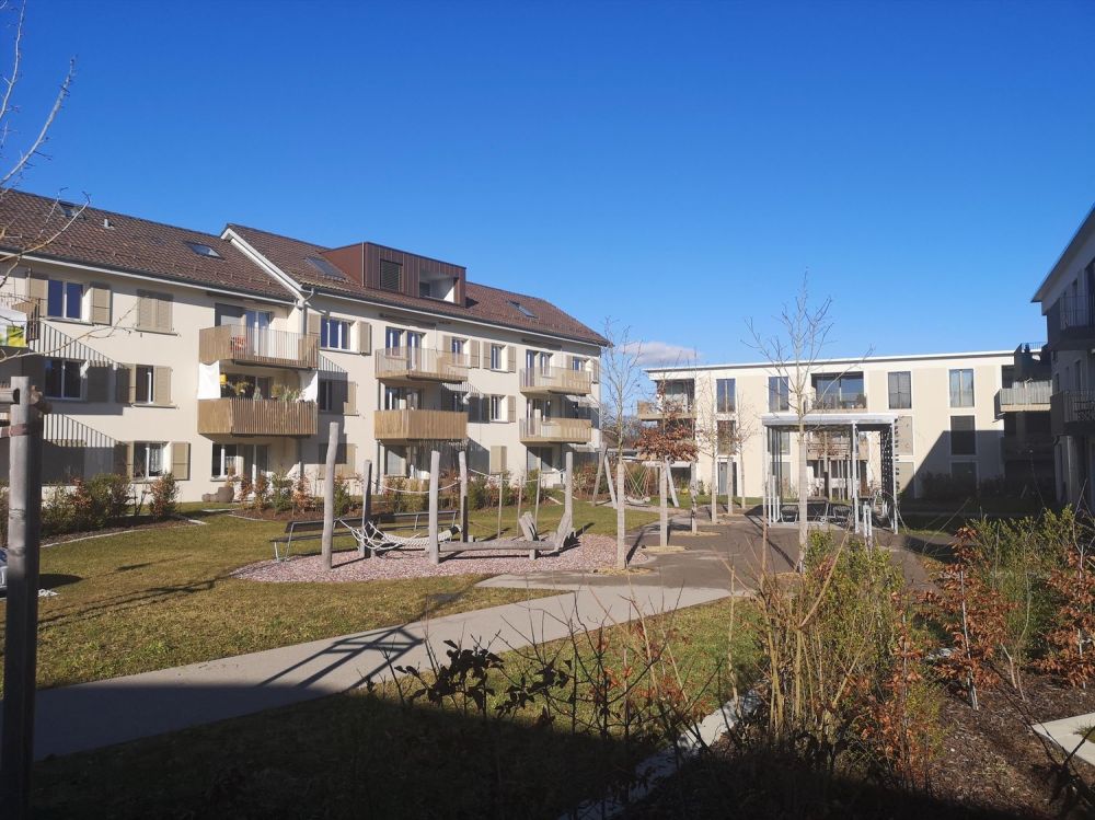 Herrlich ruhige Lage und Sicht ins Grüne - Aussenansicht