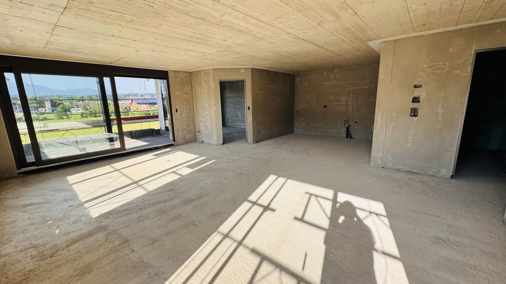 Luxuriöse Panorama 3.5- Zimmerwohnung in Erstvermietung auf dem Land - Bild 3