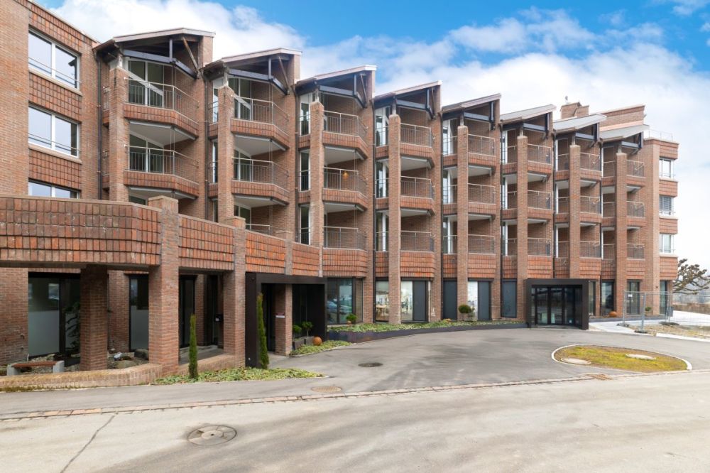 Klimatisierte 2.5 Zimmerwohnungen mit Concierge, Fitness und Pool - Chlosterhof