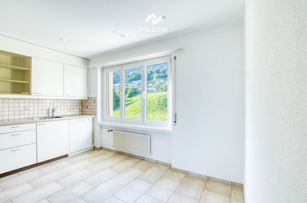 Erstbezug nach Modernisierung: 4.5-Zimmer-Wohnung mit atemberaubender Weitsicht - Bild 7