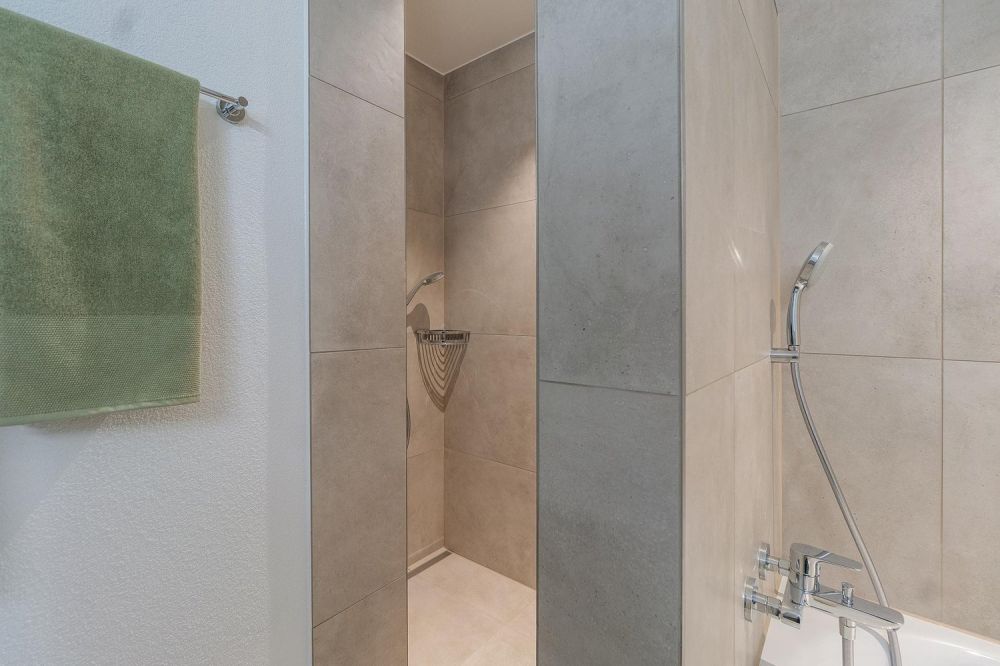 Top moderne Neubauwohnung in der sandgass.ch - Bild 9