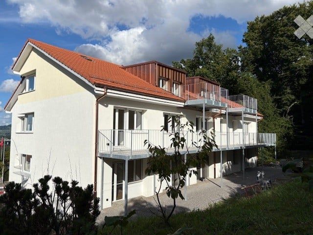 Exklusives Wohnen über Bern – Erstbezug nach Totalsanierung - Bild 1