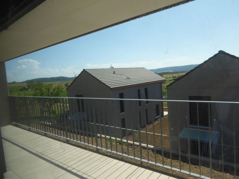 Einfamilienhaus mit Weitblick (279 m2) - Aussicht von Balkon