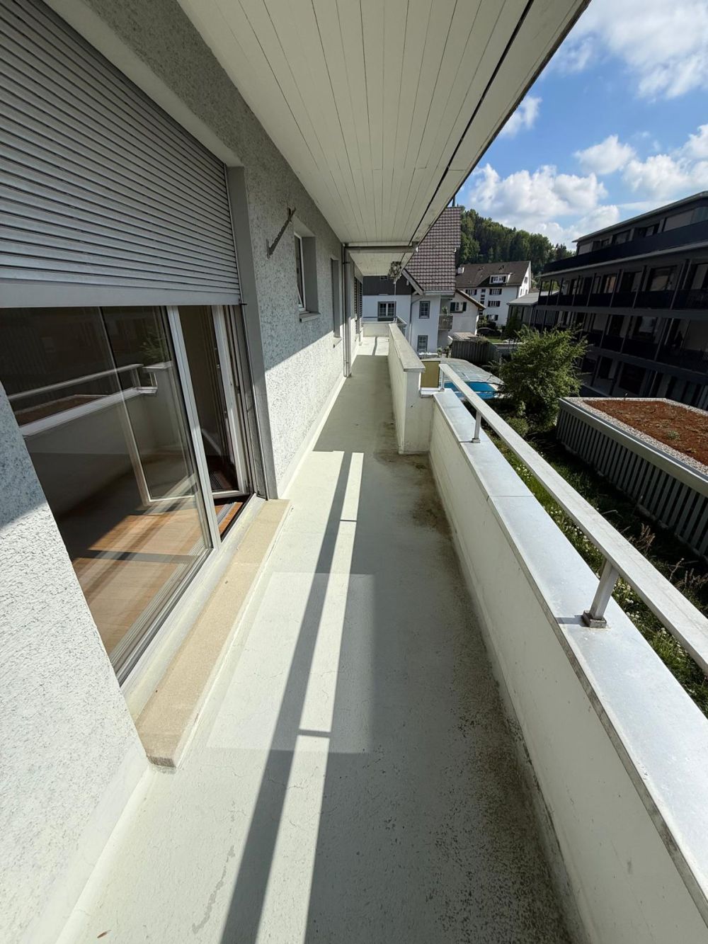 5.5-Zimmer-Wohnung (befristet) zu vermieten - Balkon