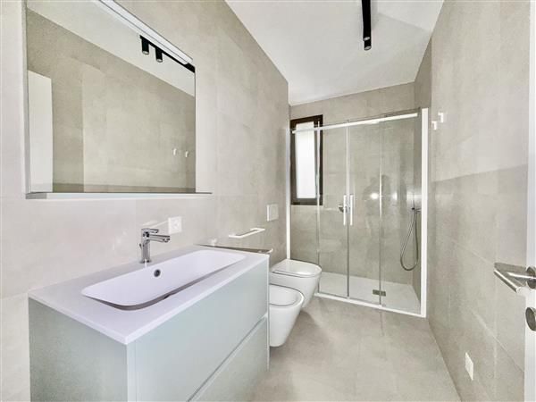 Lugano: Appartamento arredato  1.5 locali - Bagno