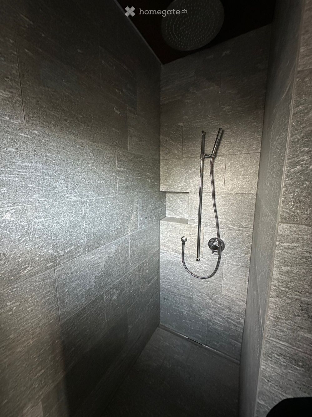 Exklusive 3.5 Zi-Gartenwohnung in Siebnen - Bild 6