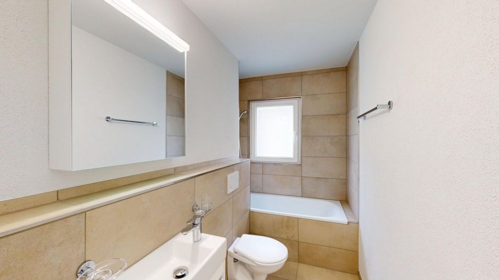 moderne 3.5 Zimmer-Wohnung im Zentrum von Rorschach! - Bad WC