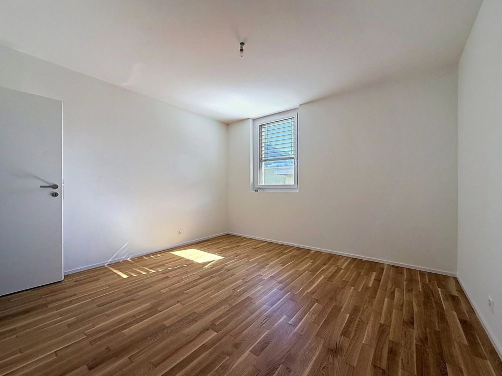 Zu vermieten in Uvrier großes 2.5-Zimmer-Attikapartment mit Terrasse - Bild 10