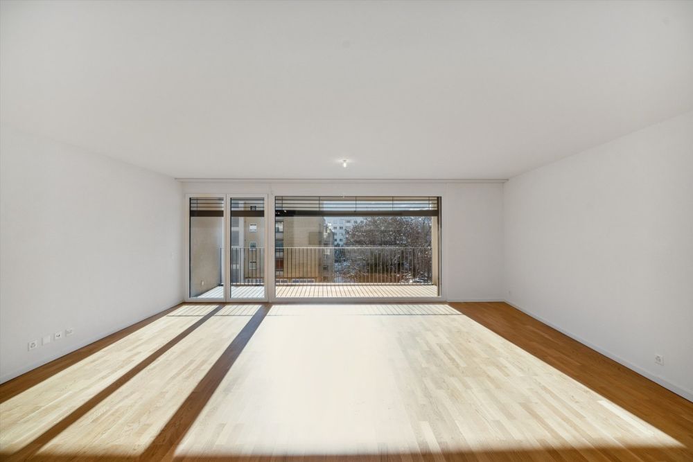 4.5 pièces moderne de 103m2 avec balcon - Wohnzimmer