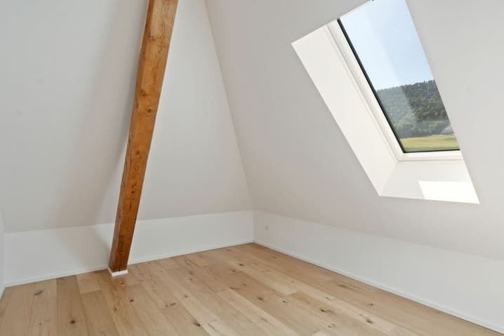Courtelary, magnifique appartement de 4.5 pièces dans les combles - Bild 8