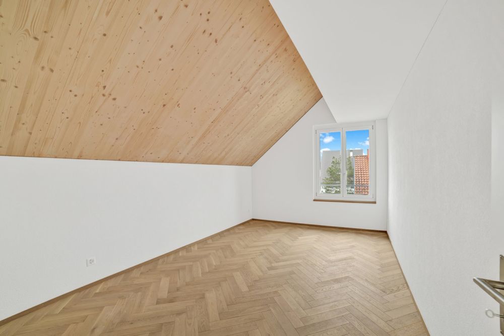 Exklusive 5.5-Zimmer-Maisonette mit Galerie & Loggia – Erstvermietung im Neubau - Bild 7