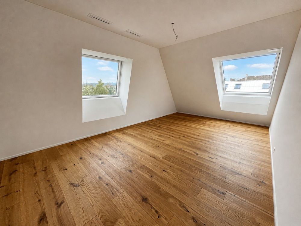 Moderner Innenausbau und grosse Dachterrasse - Schlafzimmer