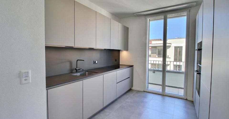 Exceptionnel appartement de 4.5 pièces à louer au dernier étage à Marly ! - Appartement 4.5 pièces - image - 2