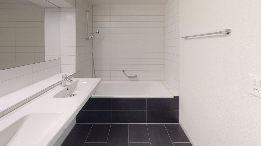 Traumhafte Dachwohnung sucht Sie! - Bad