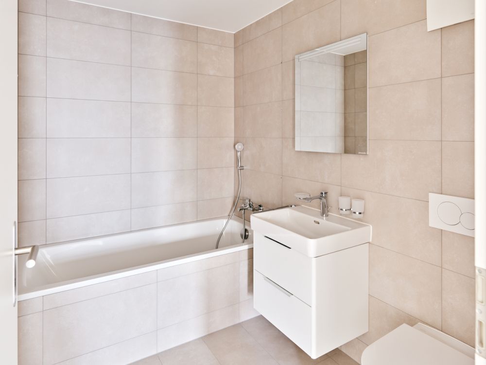 Magnifique appartement idéalement situé au calme, proche des commerces - Bild 4