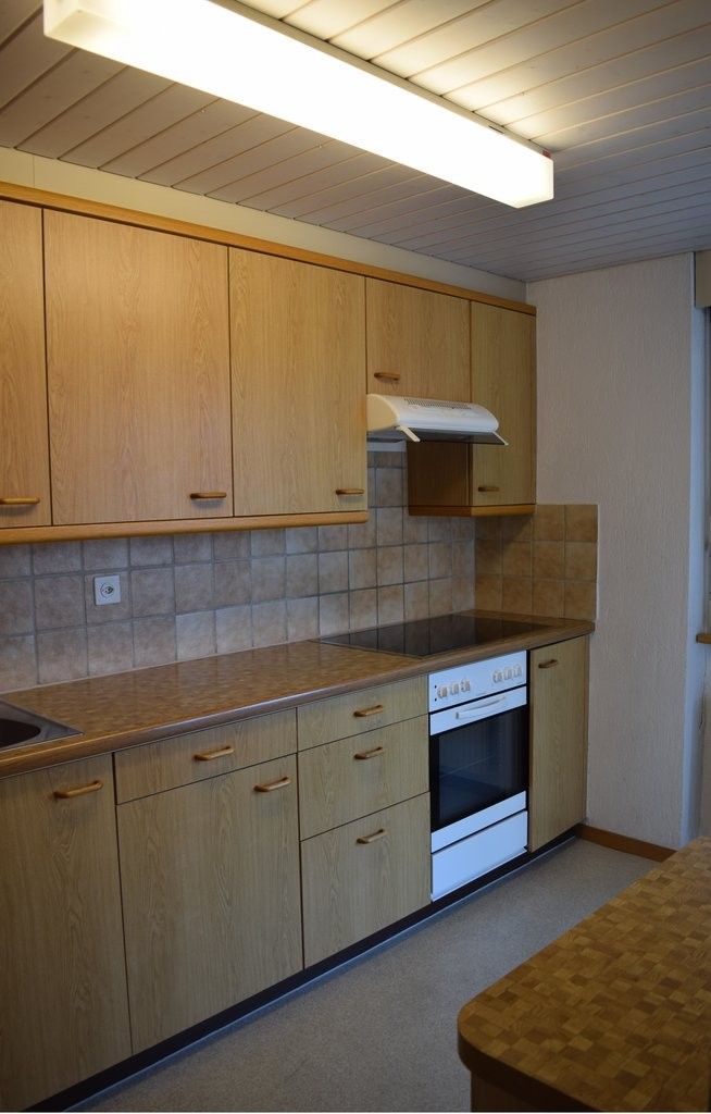 Befristete Galeriewohnung mit Cheminée in Thun - DSC_0392.jpg