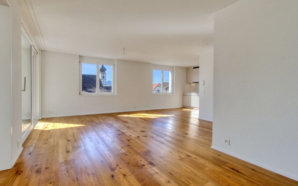 Erstvermietung einer exklusiven 5-Zimmer-Maisonettewohnung in Kaltbrunn - Bild 2