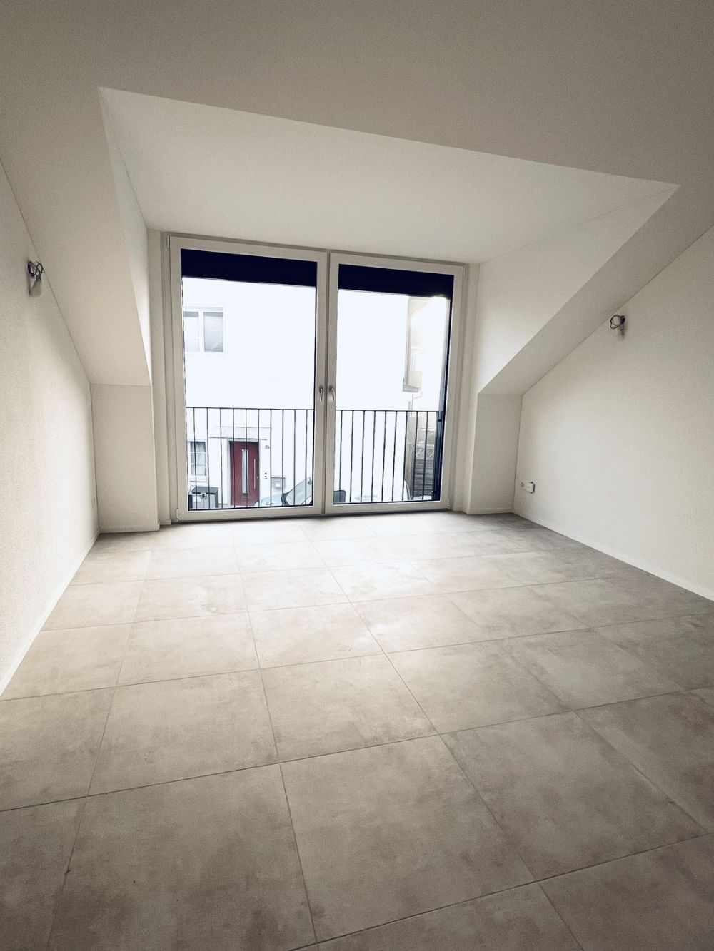 Erstvermietung: Wohnen in Kollbrunn  zentral, modern und bestens angebunden - Bild 2