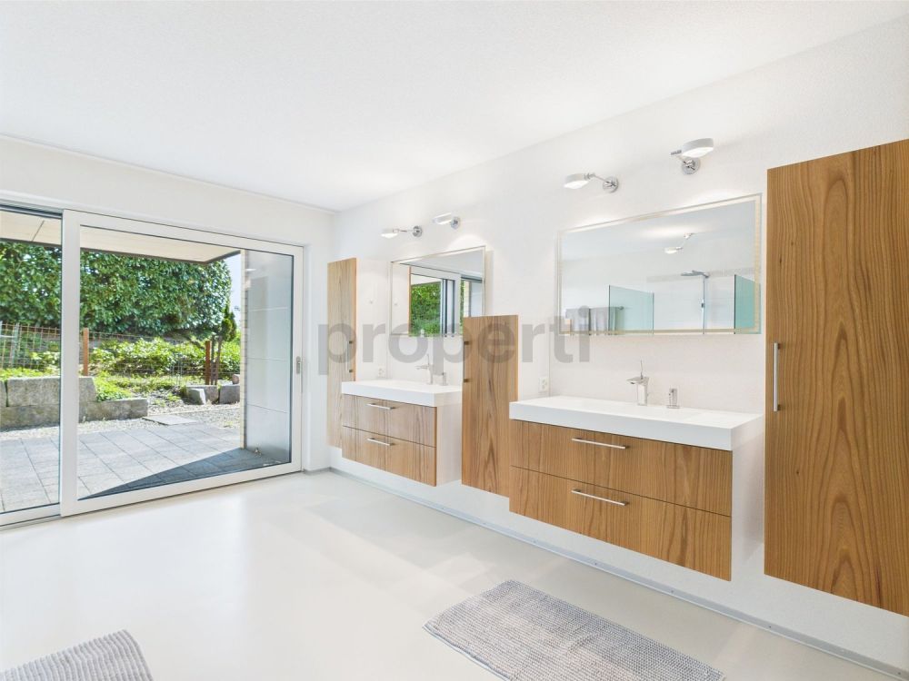 Exklusive 5.5-Zimmer Wohnung in Bellerive mit Seeblick - Image 7