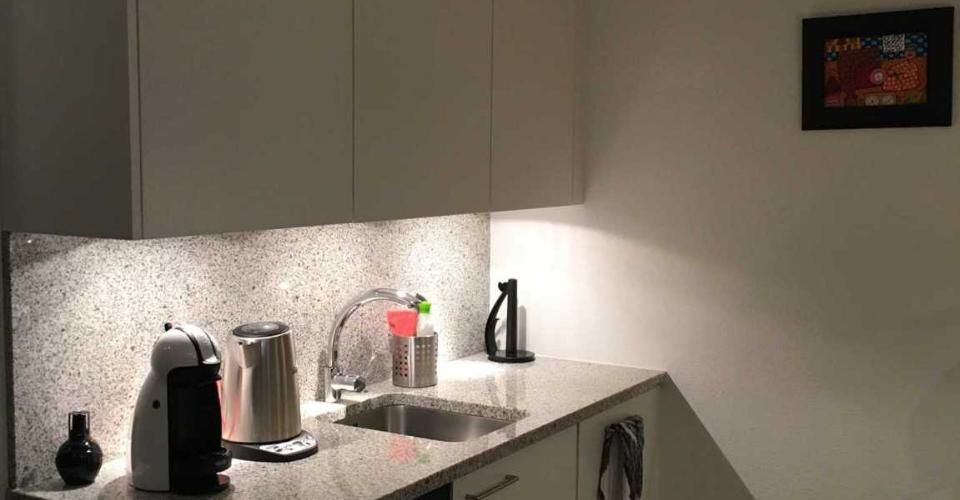 Centre Fribourg, rue piétonne, joli 2,5 p. à 1 min. à pied de la gare - Appartement 2.5 pièces - image - 7