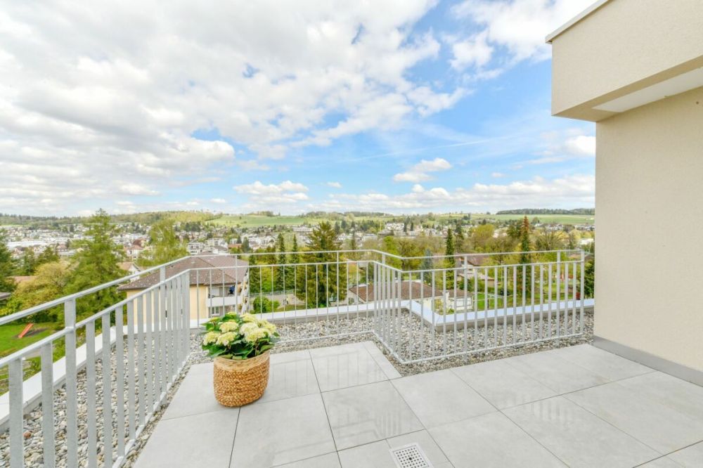 Traumhafte Aussicht I 3.5-Zimmer-Attikawohnung - Bild 13