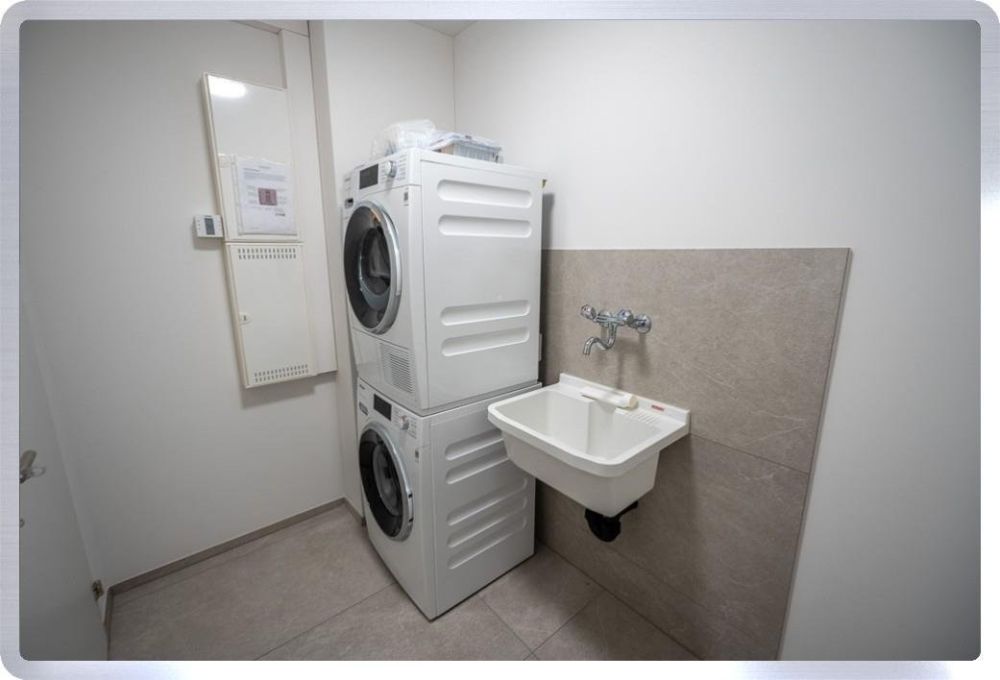 Moderne 3.5-Zi. Wohnung - Waschküche