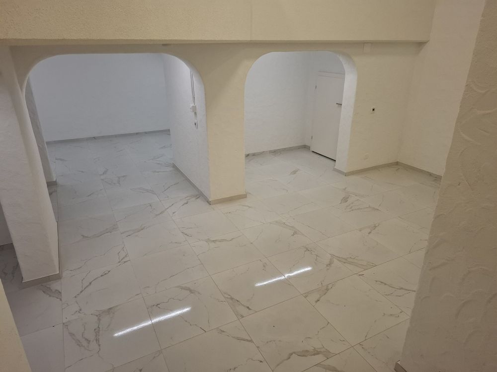 Wohnung Studio/Büro - UG