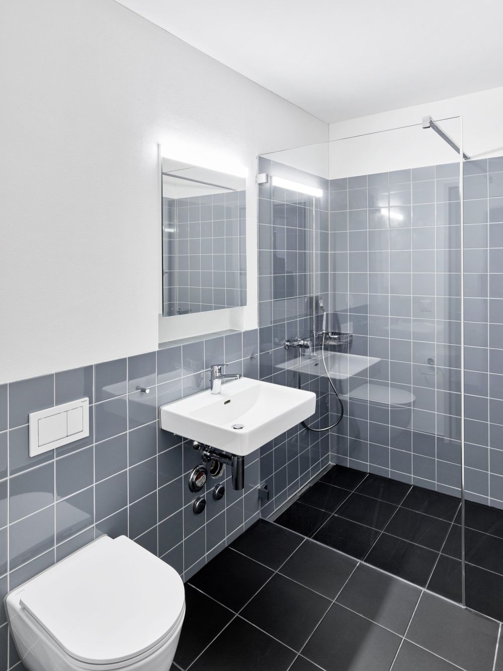 Wunderschöne 2.5 Zimmerwohnung mit Aussicht - Bild 3