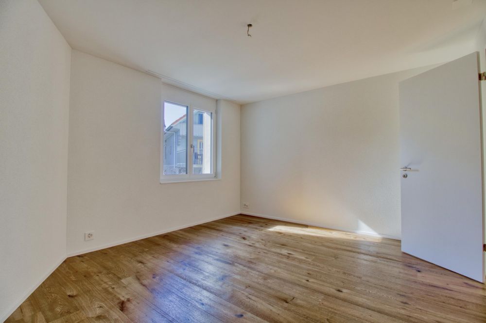 Neubau-Erstvermietung | Moderne 2.5 Zimmerwohnung mit Gartensitzplatz - Bild 5