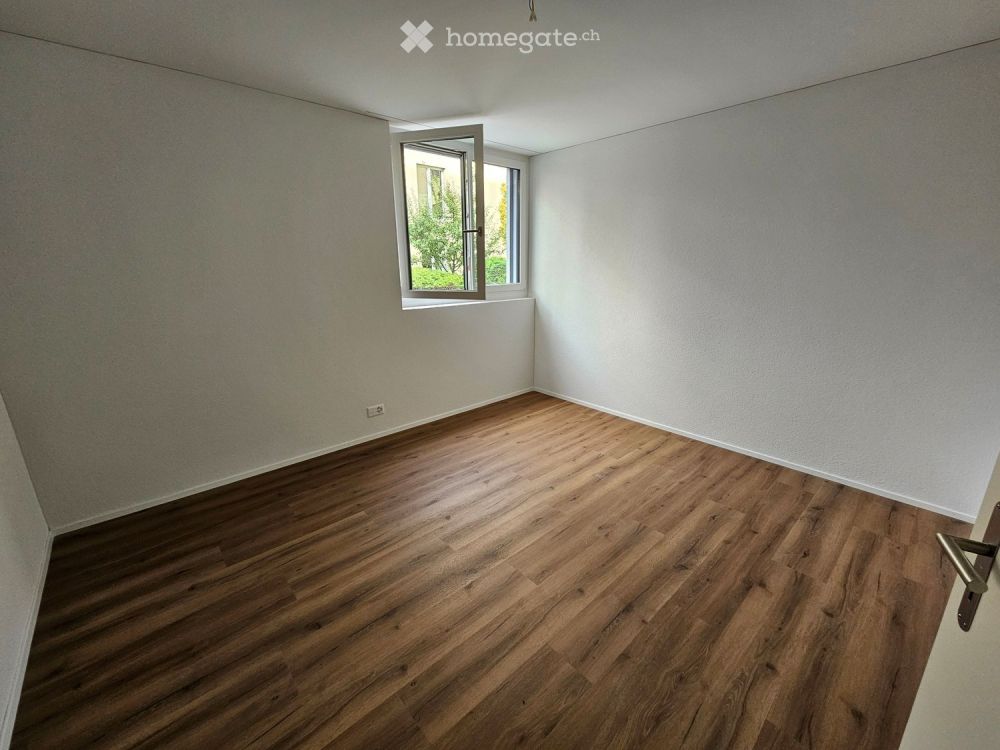 Moderne 2.5-Zimmer-Neubauwohnung (Erstbezug) mit grossem Garten beim Hubertus - Bild 4