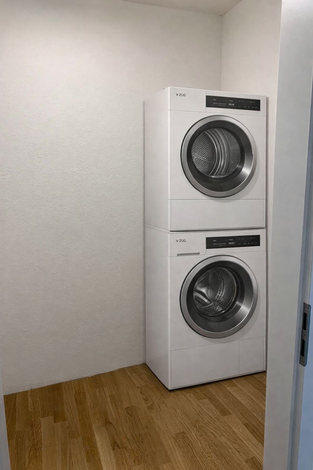 Erstvermietung: 4.5-Zimmerwohnung 120m2 EG und OG (ab 01.05.2026) - Bild 7