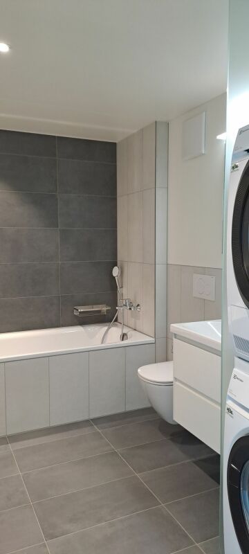 Helle  3.5 Zimmerwohnung mit grosszügigem Balkon - Bild 5