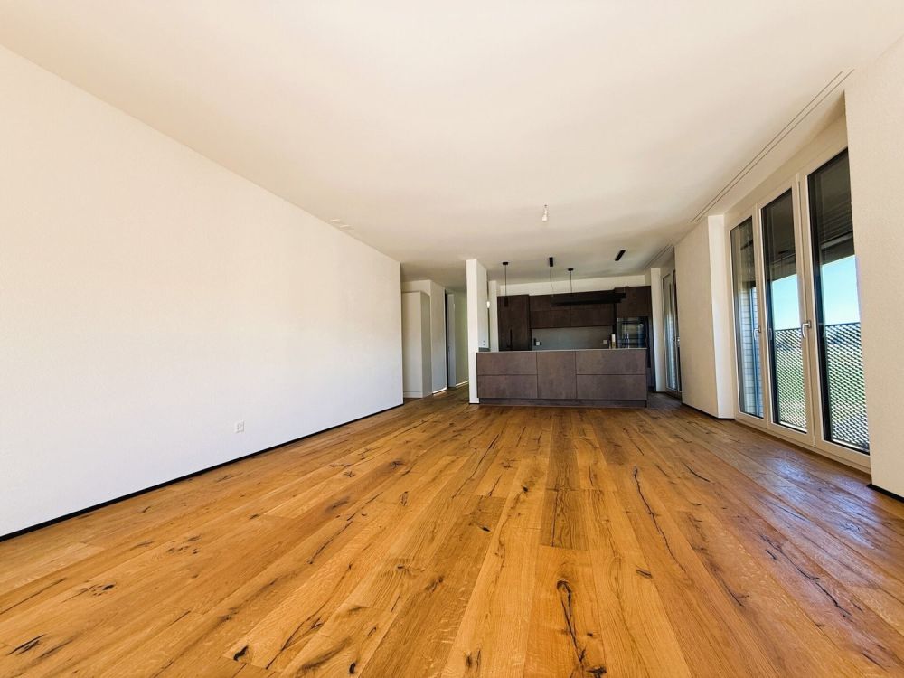 Ganz oben. Ganz frei. Ganz Zuhause - exklusive 3.5-Zi.-Attikawohnung in Berg - Bild 4