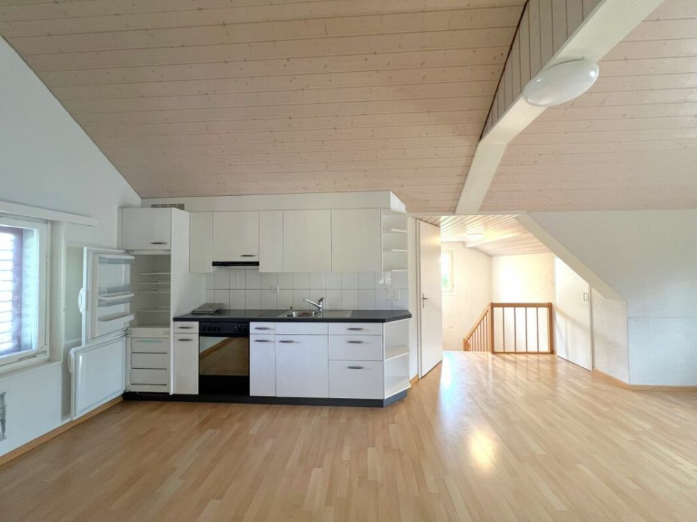 BEFRISTET - 2.5 Zimmerwohnung nähe Bahnhof Schwyz - Bild 1