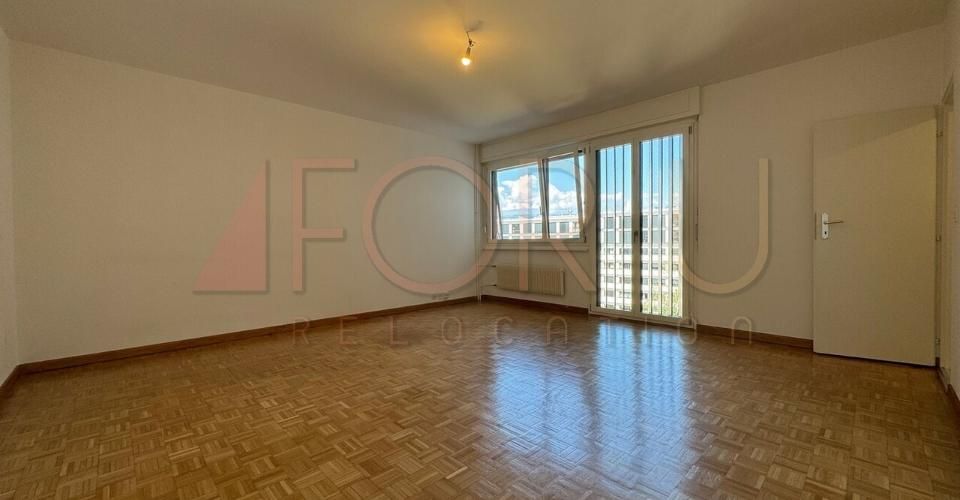 Bel appartement rénové de 1.5 pièces au calme dans les Eaux-Vives - Appartement 1.5 pièces - image - 1