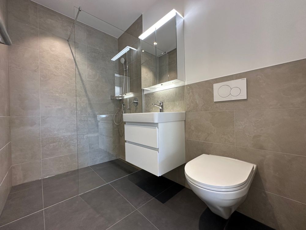 Lichtdurchflutete Neubauwohnung mit Blick ins Grüne - Bild 6