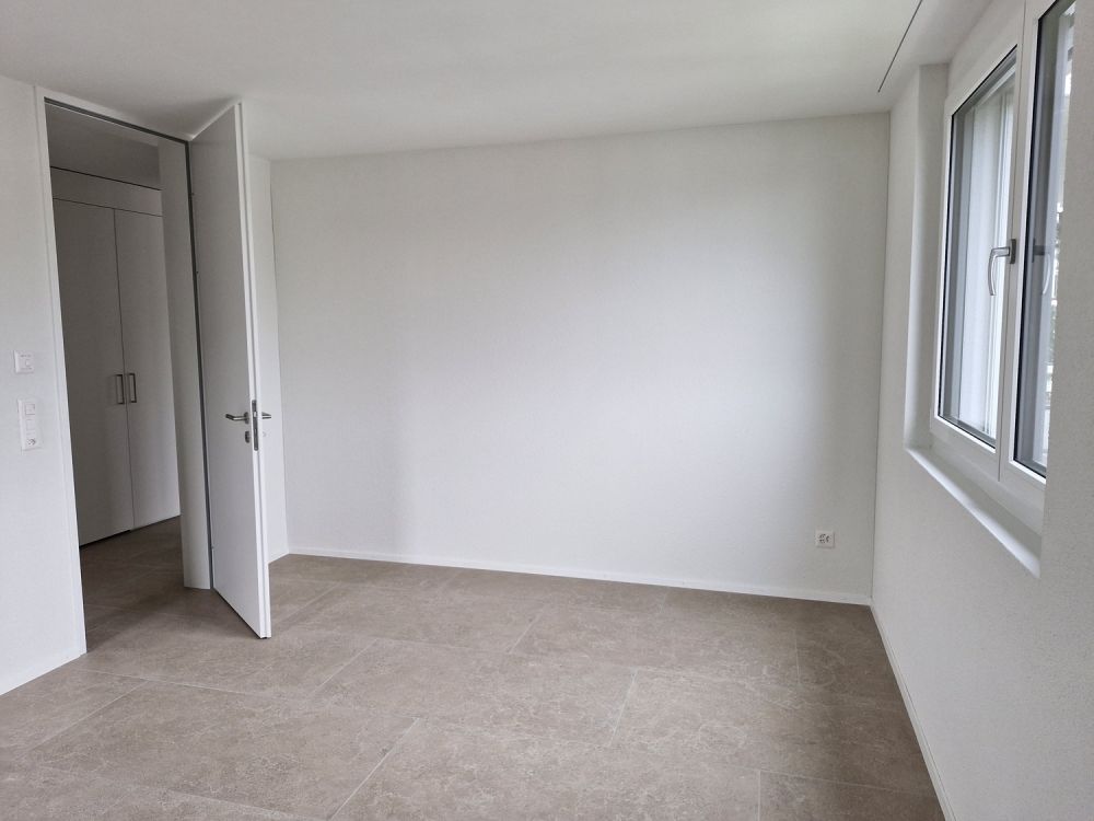 Wunderschöne modere Wohnung mit Balkon in Zürich Altstetten - Bild 5