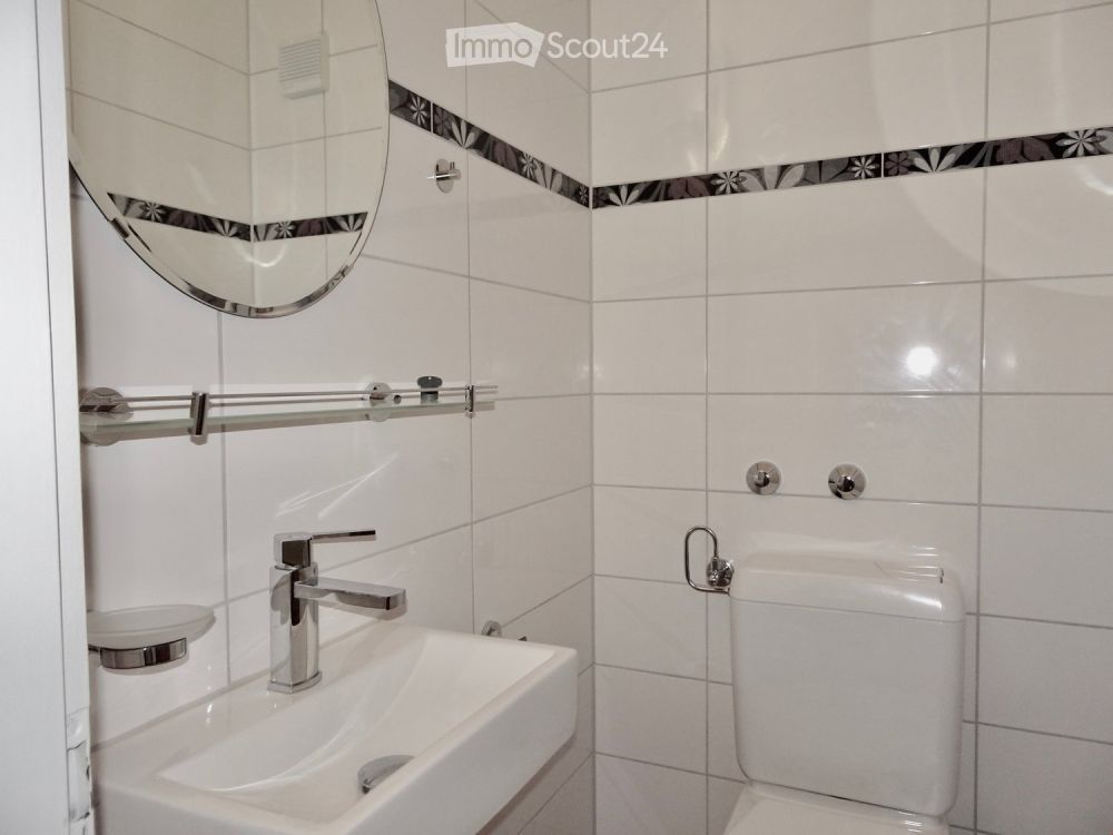 Modernisierte 41/2 Zimmer-Wohnung in total saniertem Mehrfamilienhaus - Bild 11