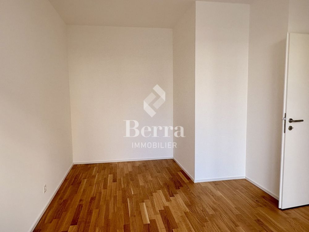 Superbe appartement neuf de 4.5 pièces EN REZ JARDIN ! - Bild 12