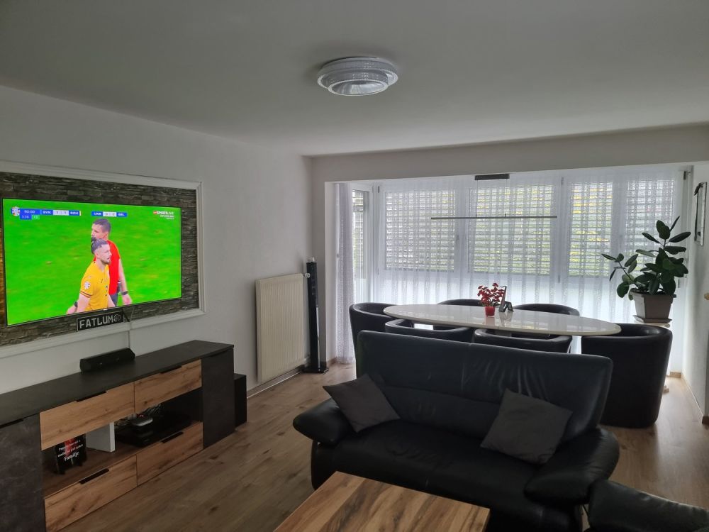 Helle 4.5-Zimmer-Wohnung mit zwei Balkonen an ruhiger Lage - Bild 2