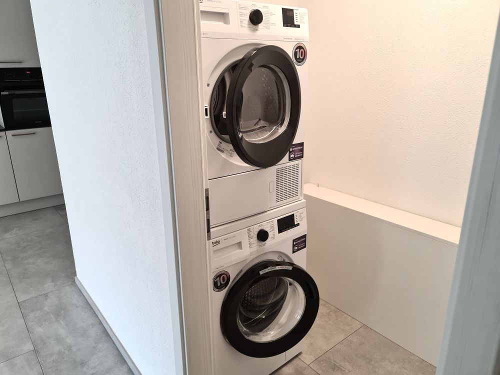 A louer magnifique appart. de 2,5 pièces dans immeuble comme neuf avec place de parc dans le garage - Bild 6