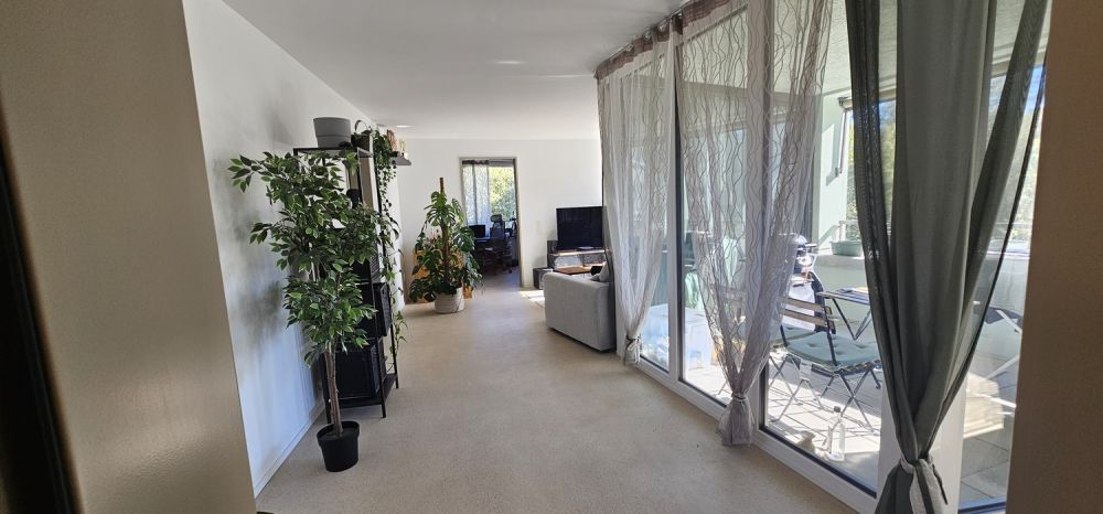Modern apartment with Island Kitchen - Bild 12