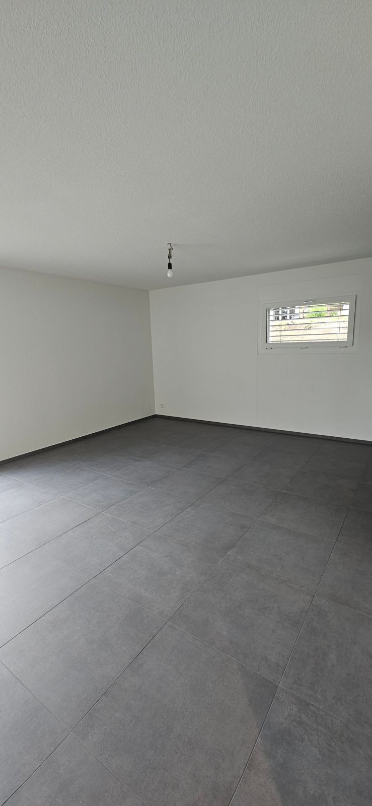 Moderne 4.5 Zimmer-Erdgeschoss-Wohnung an ruhiger Lage in Lommiswil - Erstvermietung - Bild 12