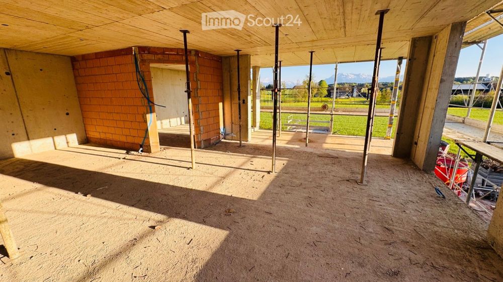 Luxuriöse 4.5- Zimmer Wohnung mit Landblick - Bild 2