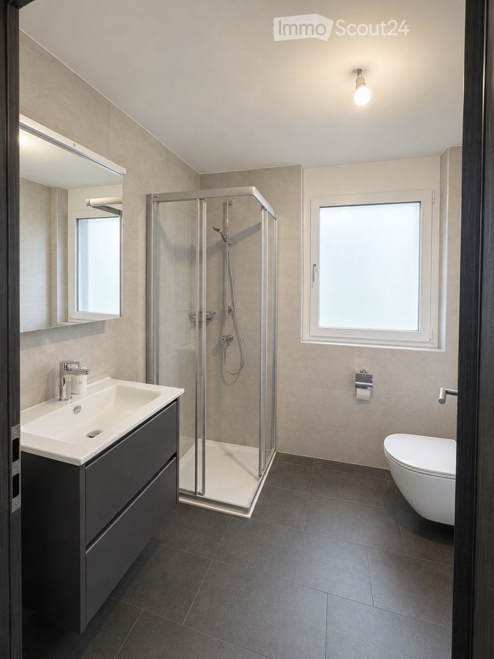 Zu vermieten – Übernahme des Mietvertrags – Superbe 2,5 Zimmer von 68 m² in Chalais (VS) - Bild 3