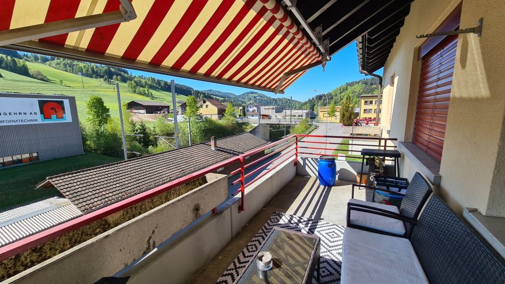 Charmante 3.5-Zimmer-Wohnung mit Balkon in Degersheim - Bild 5