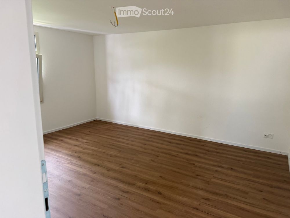 5.5 Zimmer Hausteil zu Vermieten - Bild 3
