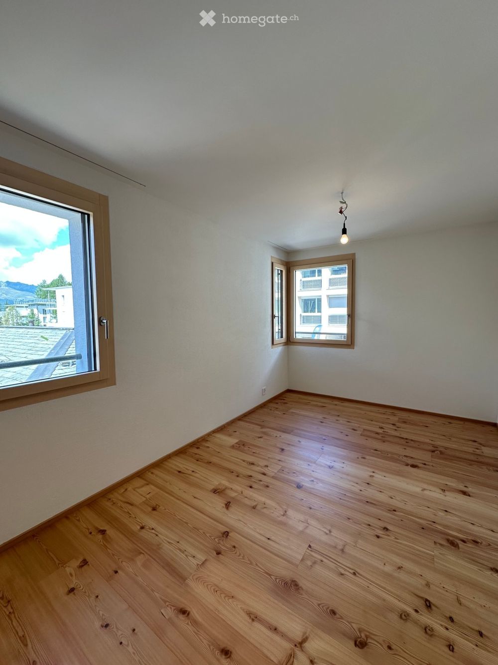 Erstbezug 3.5 Zi-Whg S/W mit grossem sonnigen Balkon in Pontresina - Bild 5