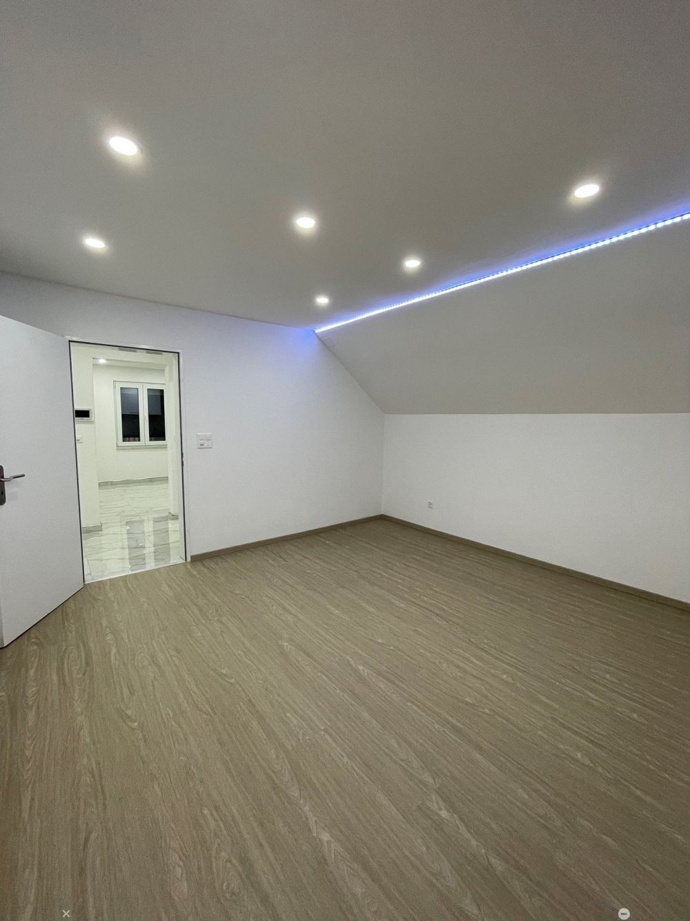 Appartement Duplex 4.5 pcs à Biel/Bienne entièrement rénové - Bild 6