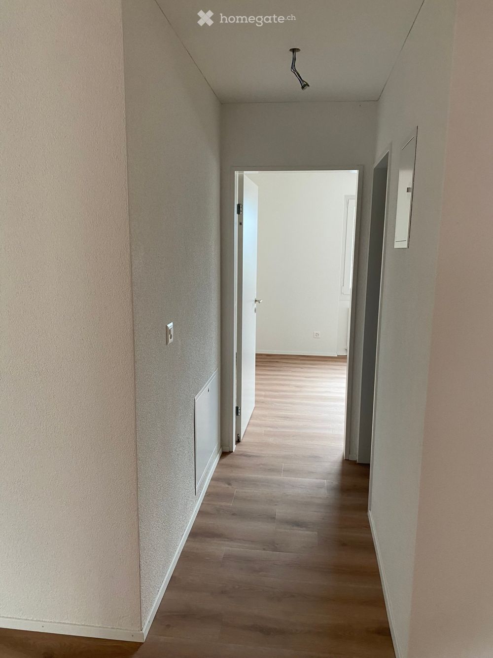 Nachmieter für moderne 3.5-Zimmer-Wohnung mit zwei Balkone in Wädenswil! - Bild 6